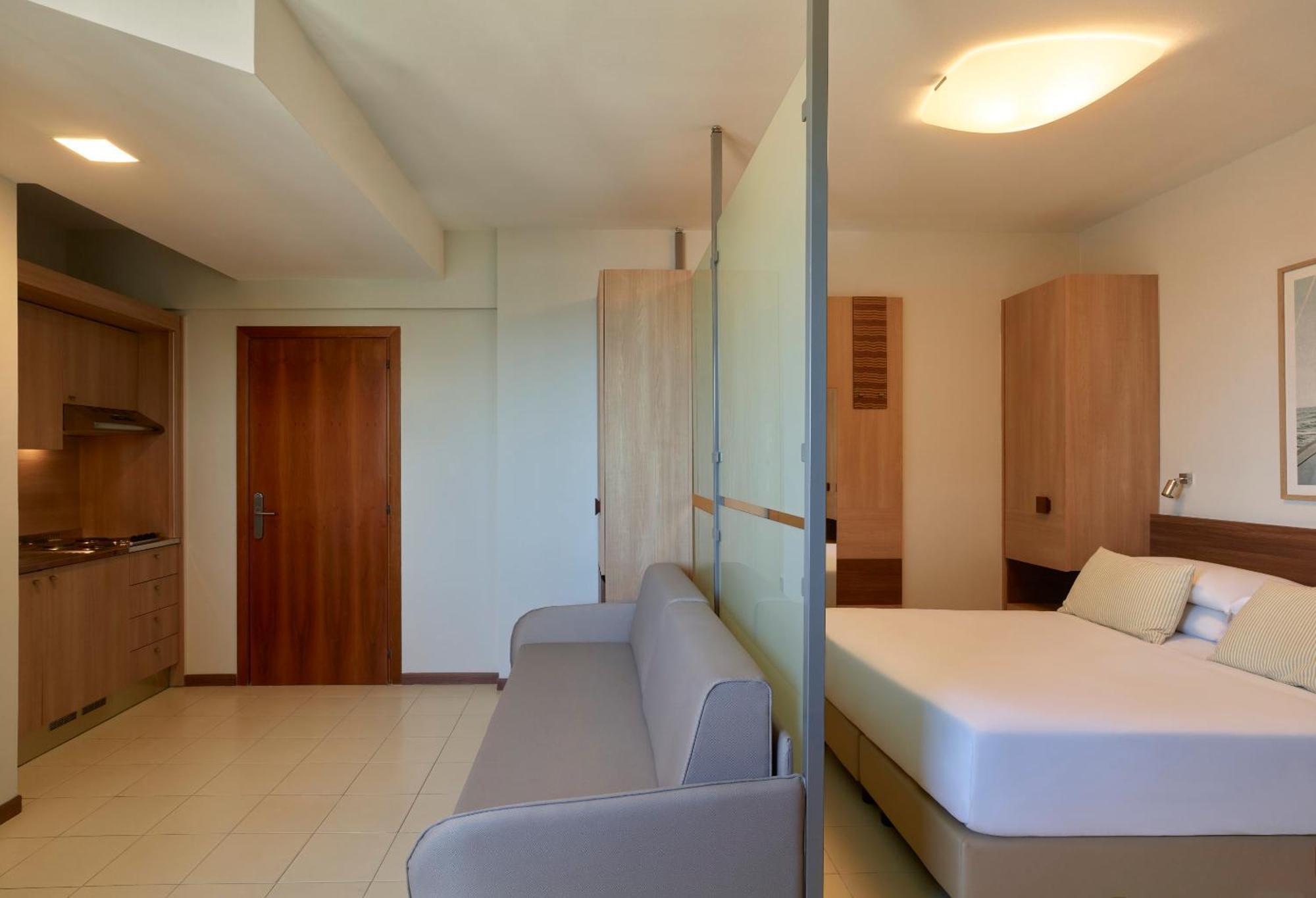 Serena Majestic Residence Montesilvano Marina Rom bilde